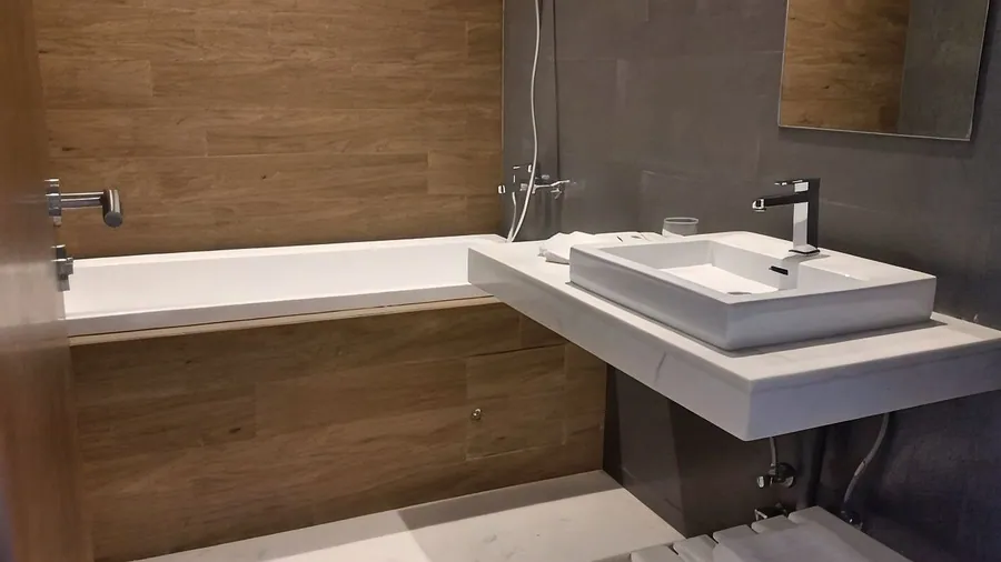Salle de bains Premium avec baignoire